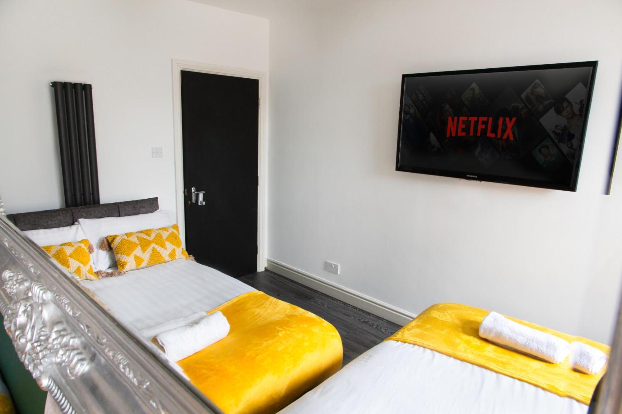 Snuggle Cove Apartments By Bella Vita Stays Liverpool Exterior photo